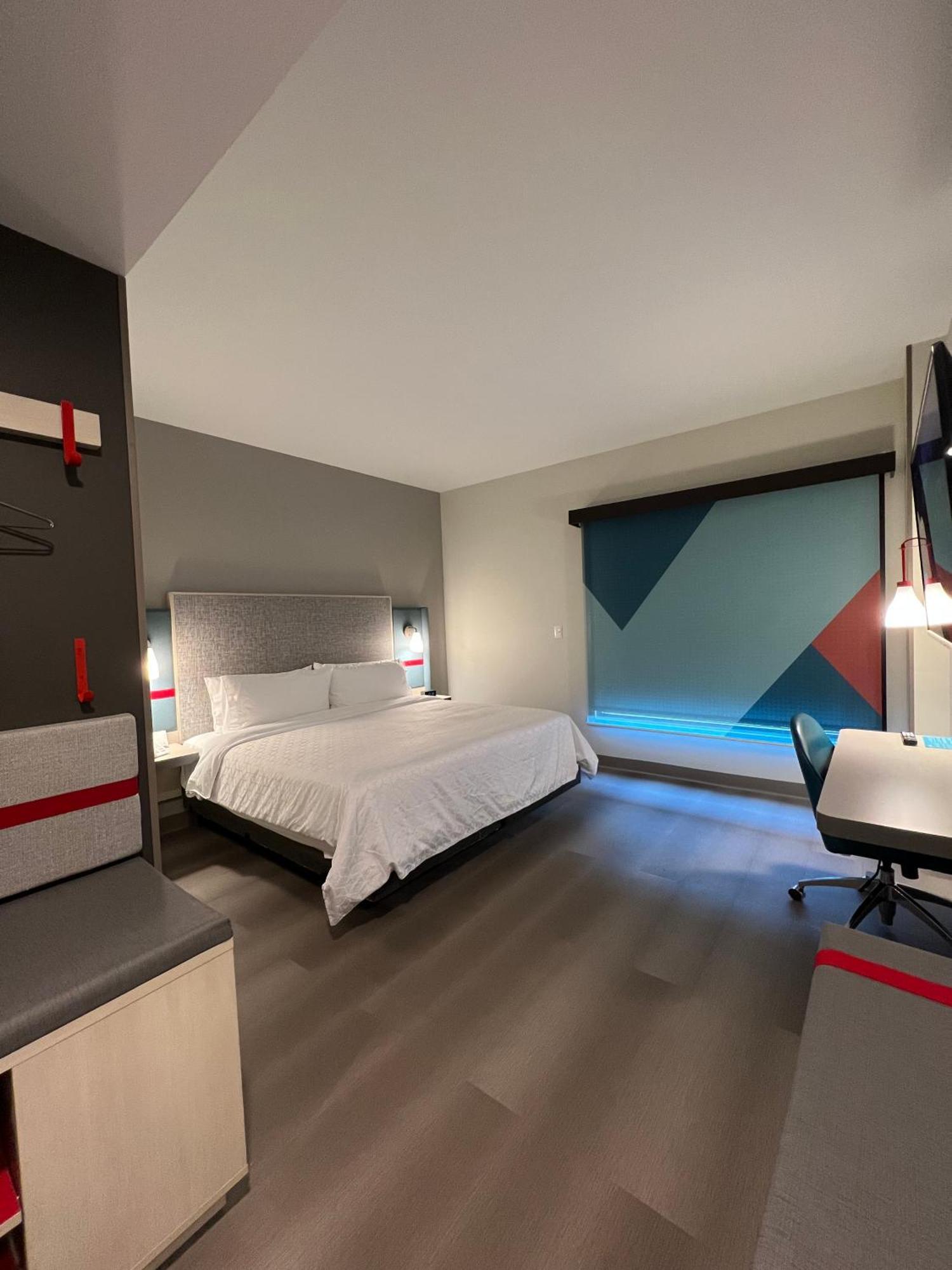 Avid Hotels - Guadalajara Av Vallarta Pte By Ihg Zapopan Phòng bức ảnh